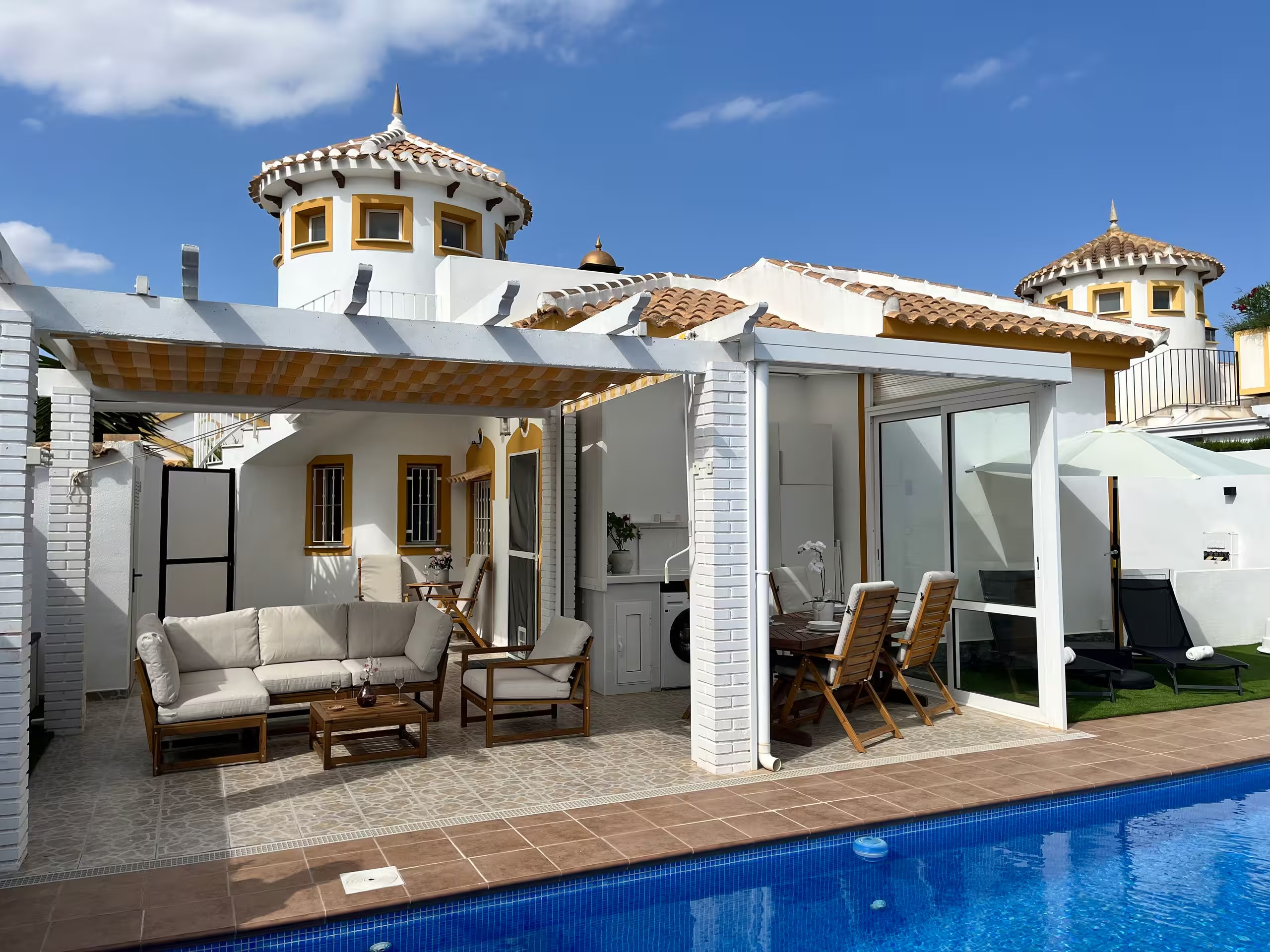 Luxurious villa with private pool
